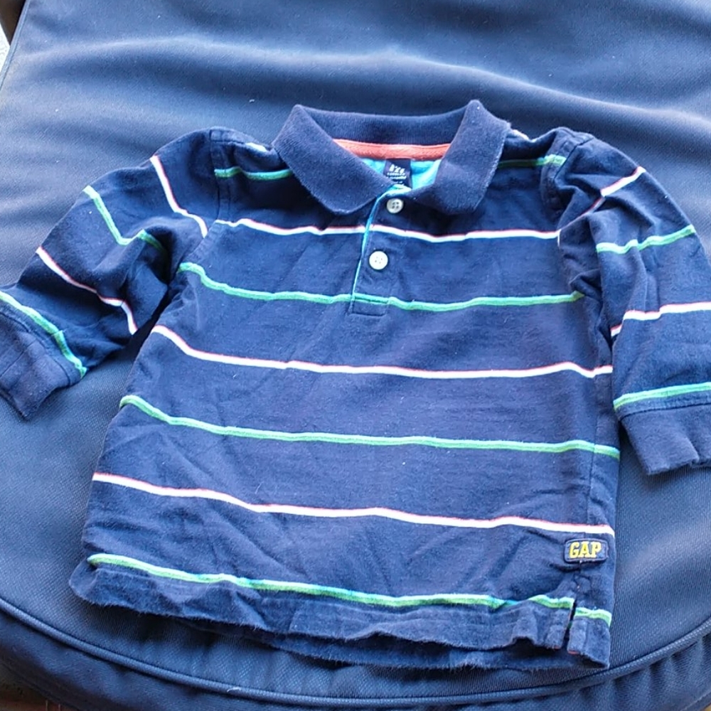 GAP Shirt
